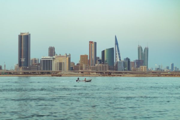 14 Pros and Cons of Living in Bahrain (2024 Updated)