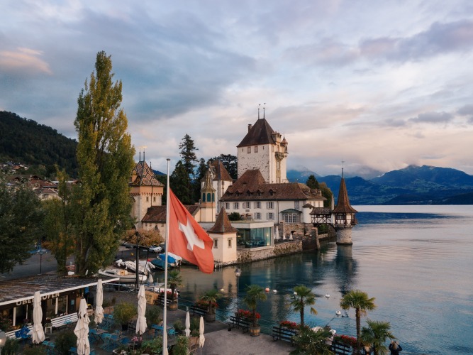 Oberhofen Castle